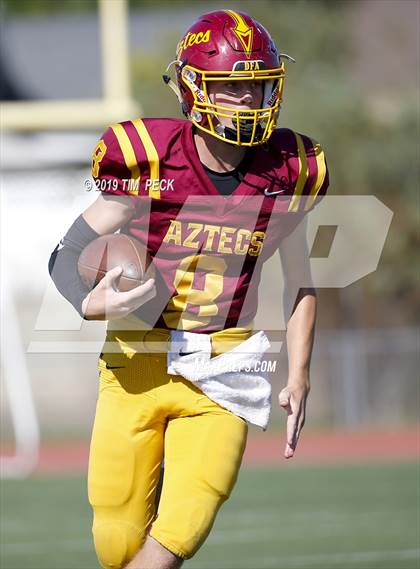 Thumbnail 1 in Esperanza @ El Modena photogallery.