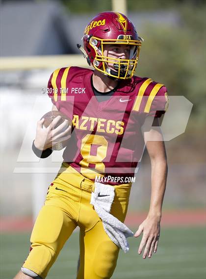 Thumbnail 2 in Esperanza @ El Modena photogallery.