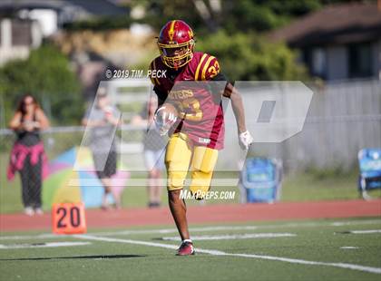 Thumbnail 1 in Esperanza @ El Modena photogallery.
