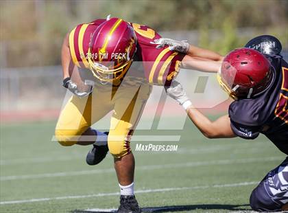 Thumbnail 1 in Esperanza @ El Modena photogallery.
