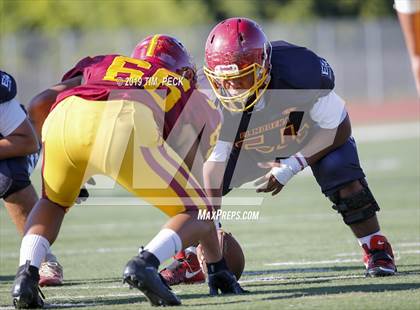 Thumbnail 1 in Esperanza @ El Modena photogallery.