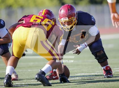 Thumbnail 2 in Esperanza @ El Modena photogallery.