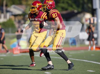 Thumbnail 1 in Esperanza @ El Modena photogallery.