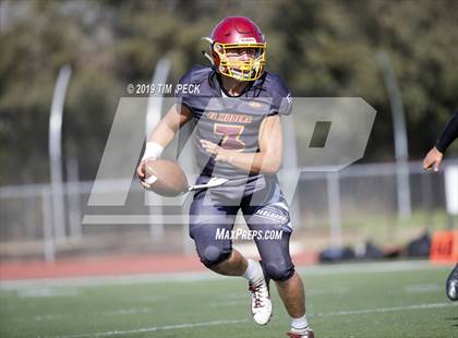 Thumbnail 1 in Esperanza @ El Modena photogallery.
