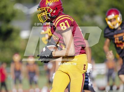 Thumbnail 1 in Esperanza @ El Modena photogallery.