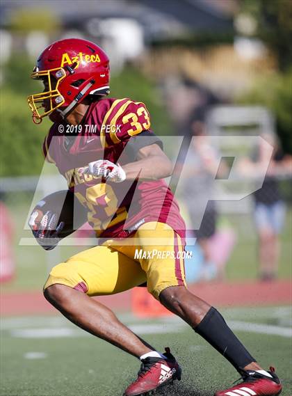 Thumbnail 1 in Esperanza @ El Modena photogallery.