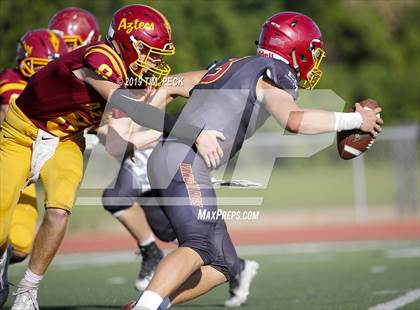 Thumbnail 1 in Esperanza @ El Modena photogallery.