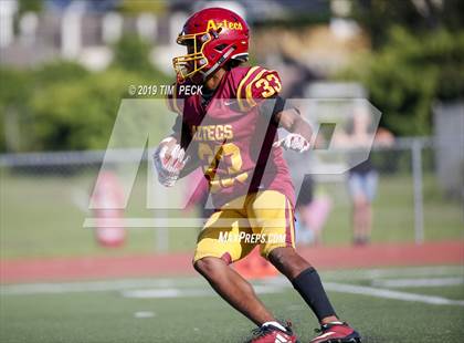 Thumbnail 2 in Esperanza @ El Modena photogallery.