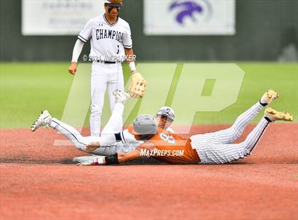 Thumbnail 2 in Hutto vs Boerne Champion (LISD Tournament) photogallery.