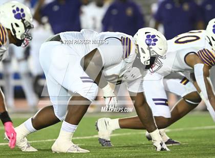 Thumbnail 3 in Edna Karr @ Brother Martin photogallery.