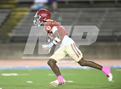 Thumbnail 2 in Edna Karr @ Brother Martin photogallery.