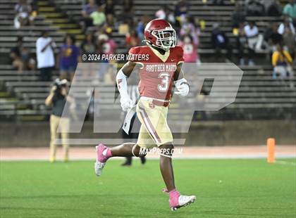 Thumbnail 1 in Edna Karr @ Brother Martin photogallery.
