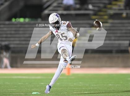 Thumbnail 1 in Edna Karr @ Brother Martin photogallery.