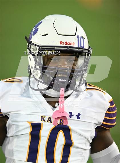 Thumbnail 2 in Edna Karr @ Brother Martin photogallery.