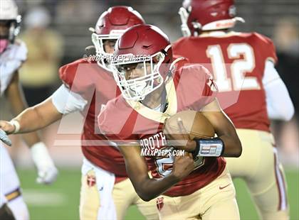 Thumbnail 3 in Edna Karr @ Brother Martin photogallery.