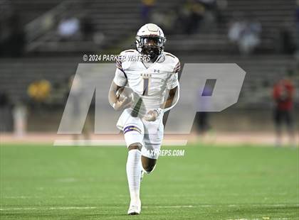 Thumbnail 1 in Edna Karr @ Brother Martin photogallery.
