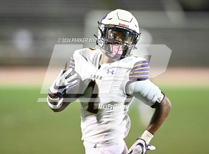 Thumbnail 3 in Edna Karr @ Brother Martin photogallery.