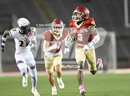 Thumbnail 3 in Edna Karr @ Brother Martin photogallery.
