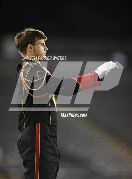 Thumbnail 2 in Edna Karr @ Brother Martin photogallery.