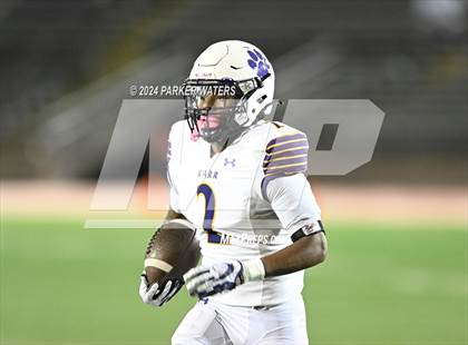 Thumbnail 2 in Edna Karr @ Brother Martin photogallery.