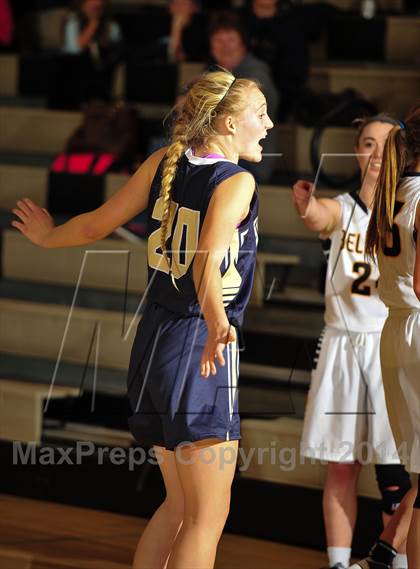 Thumbnail 1 in Bellevue vs. San Juan Hills (MaxPreps Holiday Classic) photogallery.