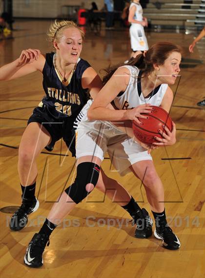 Thumbnail 3 in Bellevue vs. San Juan Hills (MaxPreps Holiday Classic) photogallery.