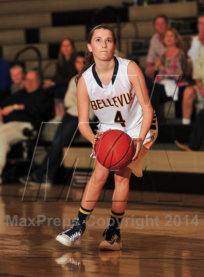 Thumbnail 1 in Bellevue vs. San Juan Hills (MaxPreps Holiday Classic) photogallery.