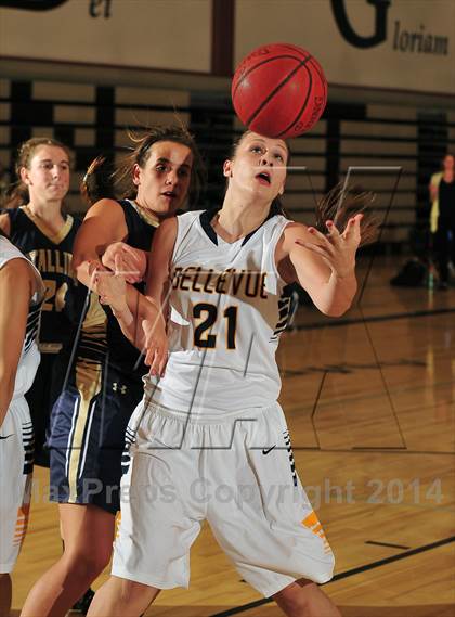 Thumbnail 1 in Bellevue vs. San Juan Hills (MaxPreps Holiday Classic) photogallery.