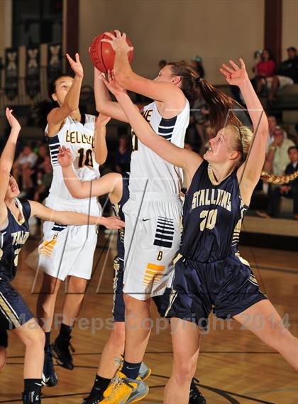 Thumbnail 1 in Bellevue vs. San Juan Hills (MaxPreps Holiday Classic) photogallery.