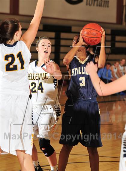 Thumbnail 3 in Bellevue vs. San Juan Hills (MaxPreps Holiday Classic) photogallery.
