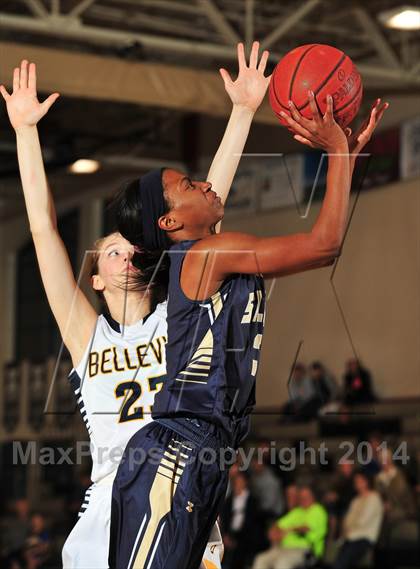 Thumbnail 1 in Bellevue vs. San Juan Hills (MaxPreps Holiday Classic) photogallery.