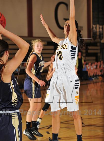 Thumbnail 1 in Bellevue vs. San Juan Hills (MaxPreps Holiday Classic) photogallery.