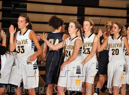 Thumbnail 3 in Bellevue vs. San Juan Hills (MaxPreps Holiday Classic) photogallery.