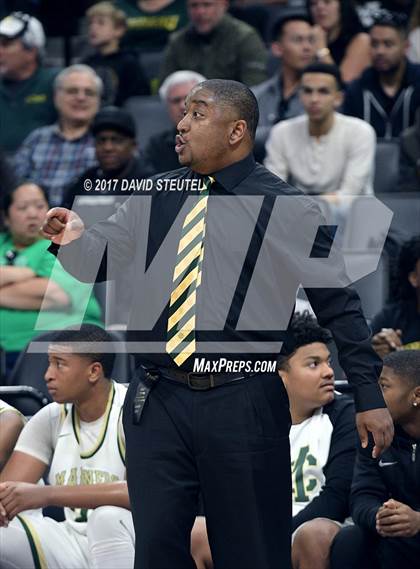 Thumbnail 1 in Esperanza vs. Moreau Catholic (CIF State D2 Final) photogallery.