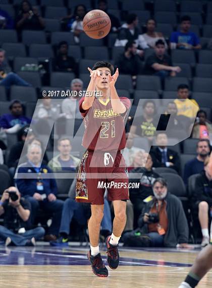 Thumbnail 1 in Esperanza vs. Moreau Catholic (CIF State D2 Final) photogallery.
