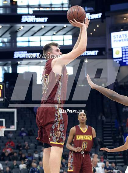 Thumbnail 3 in Esperanza vs. Moreau Catholic (CIF State D2 Final) photogallery.
