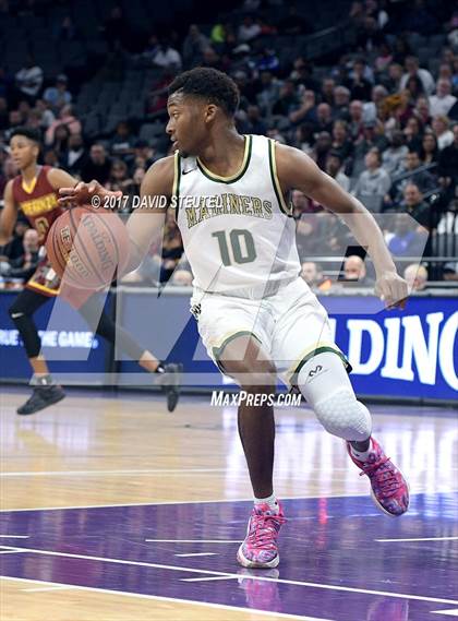 Thumbnail 2 in Esperanza vs. Moreau Catholic (CIF State D2 Final) photogallery.