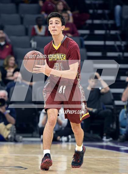 Thumbnail 1 in Esperanza vs. Moreau Catholic (CIF State D2 Final) photogallery.