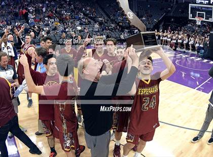 Thumbnail 2 in Esperanza vs. Moreau Catholic (CIF State D2 Final) photogallery.