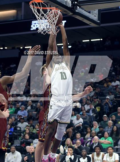 Thumbnail 3 in Esperanza vs. Moreau Catholic (CIF State D2 Final) photogallery.
