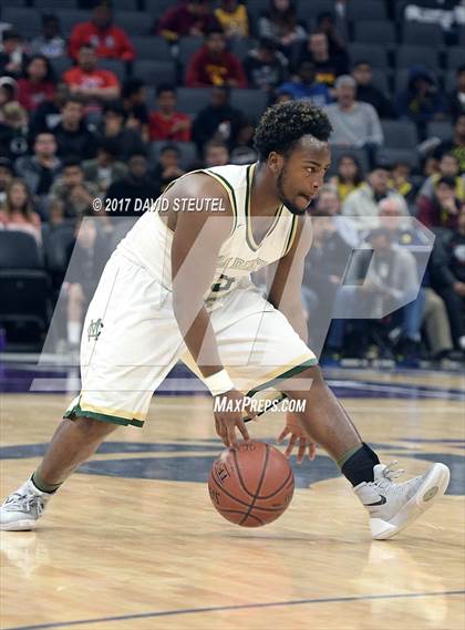 Thumbnail 2 in Esperanza vs. Moreau Catholic (CIF State D2 Final) photogallery.