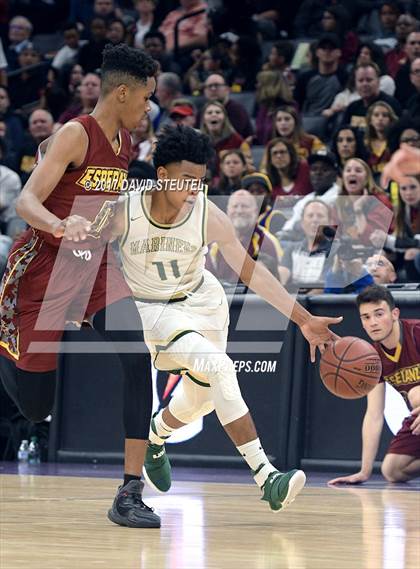 Thumbnail 2 in Esperanza vs. Moreau Catholic (CIF State D2 Final) photogallery.