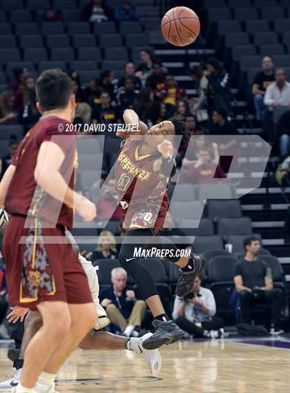 Thumbnail 2 in Esperanza vs. Moreau Catholic (CIF State D2 Final) photogallery.