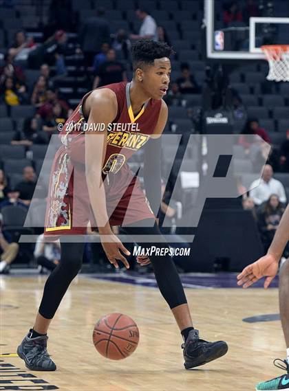 Thumbnail 3 in Esperanza vs. Moreau Catholic (CIF State D2 Final) photogallery.