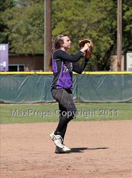 Thumbnail 3 in Chico vs Shasta (Shasta Tournament)  photogallery.