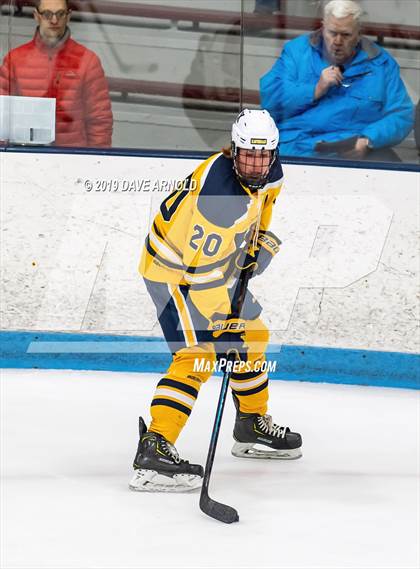 Thumbnail 1 in Arlington vs Xaverian Brothers (MIAA Division 1A) photogallery.