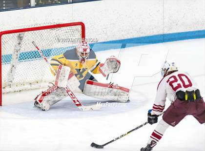 Thumbnail 2 in Arlington vs Xaverian Brothers (MIAA Division 1A) photogallery.