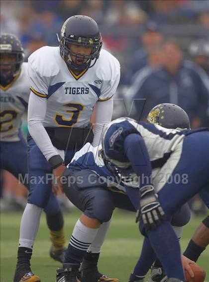 Thumbnail 1 in Inderkum vs. Casa Roble (CIF SJS D3 Final) photogallery.