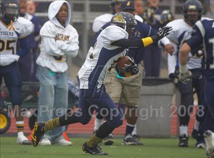 Thumbnail 1 in Inderkum vs. Casa Roble (CIF SJS D3 Final) photogallery.