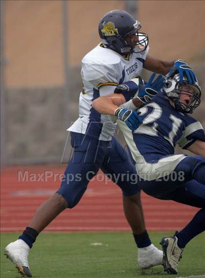 Thumbnail 1 in Inderkum vs. Casa Roble (CIF SJS D3 Final) photogallery.